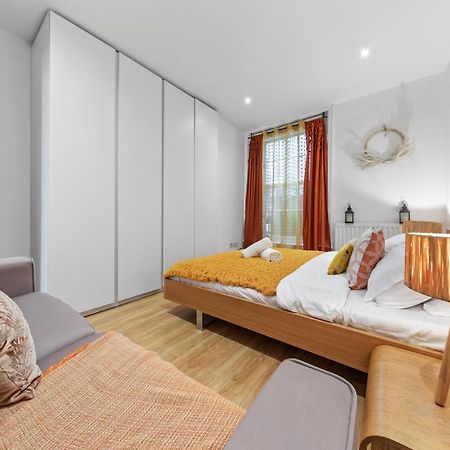 Lavish 3 Bedroom Flat In Mayfair London Hy4 ภายนอก รูปภาพ