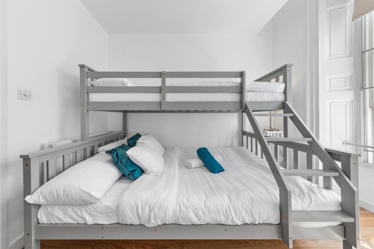 Lavish 3 Bedroom Flat In Mayfair London Hy4 ภายนอก รูปภาพ