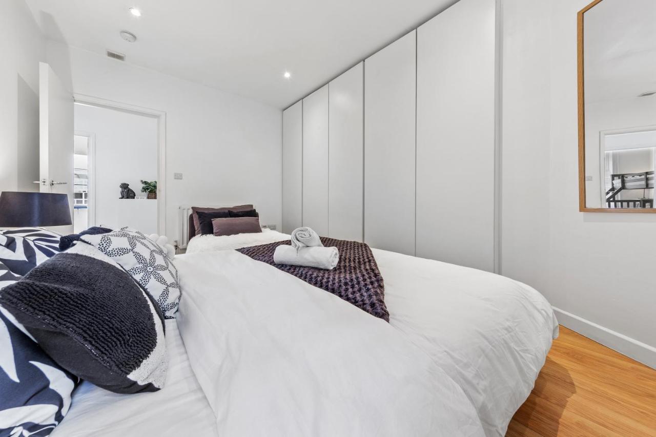 Lavish 3 Bedroom Flat In Mayfair London Hy4 ภายนอก รูปภาพ